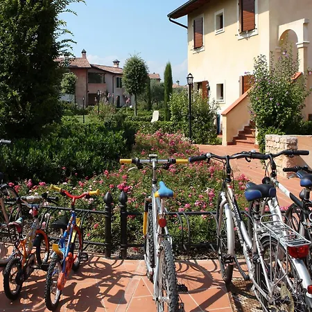 In Italy Near Garda & Gardaland 아파트 *